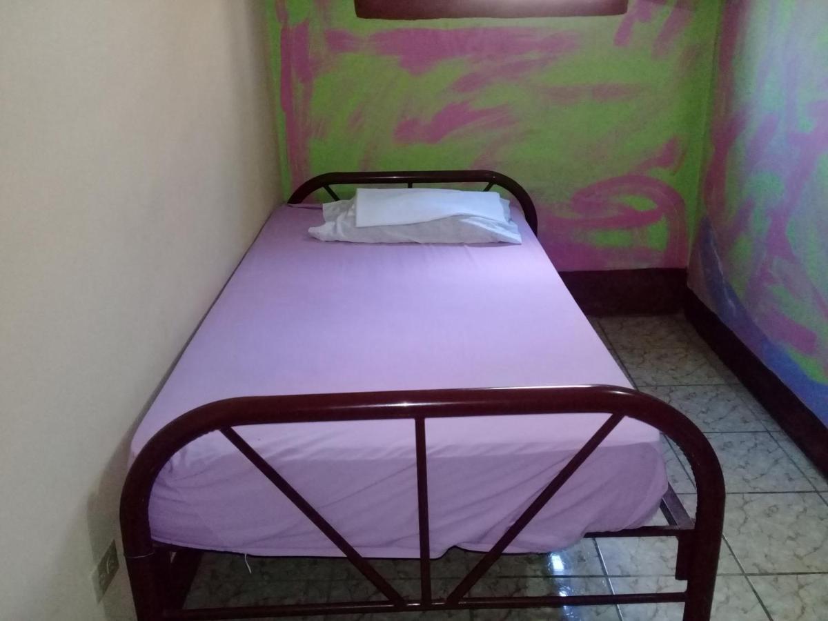 Hostal Maria リバス エクステリア 写真